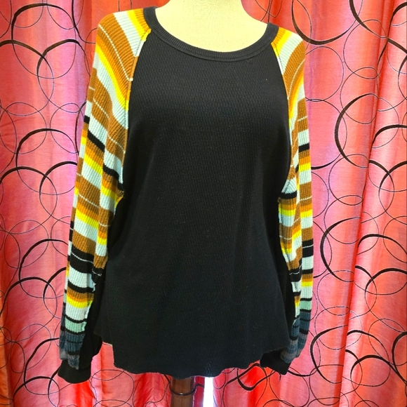 We The Free ๐ค๐๐ค Free People ๐ค๐๐ค Striped Sleeve Black Top / Tunic M/L - Picture 2 of 9